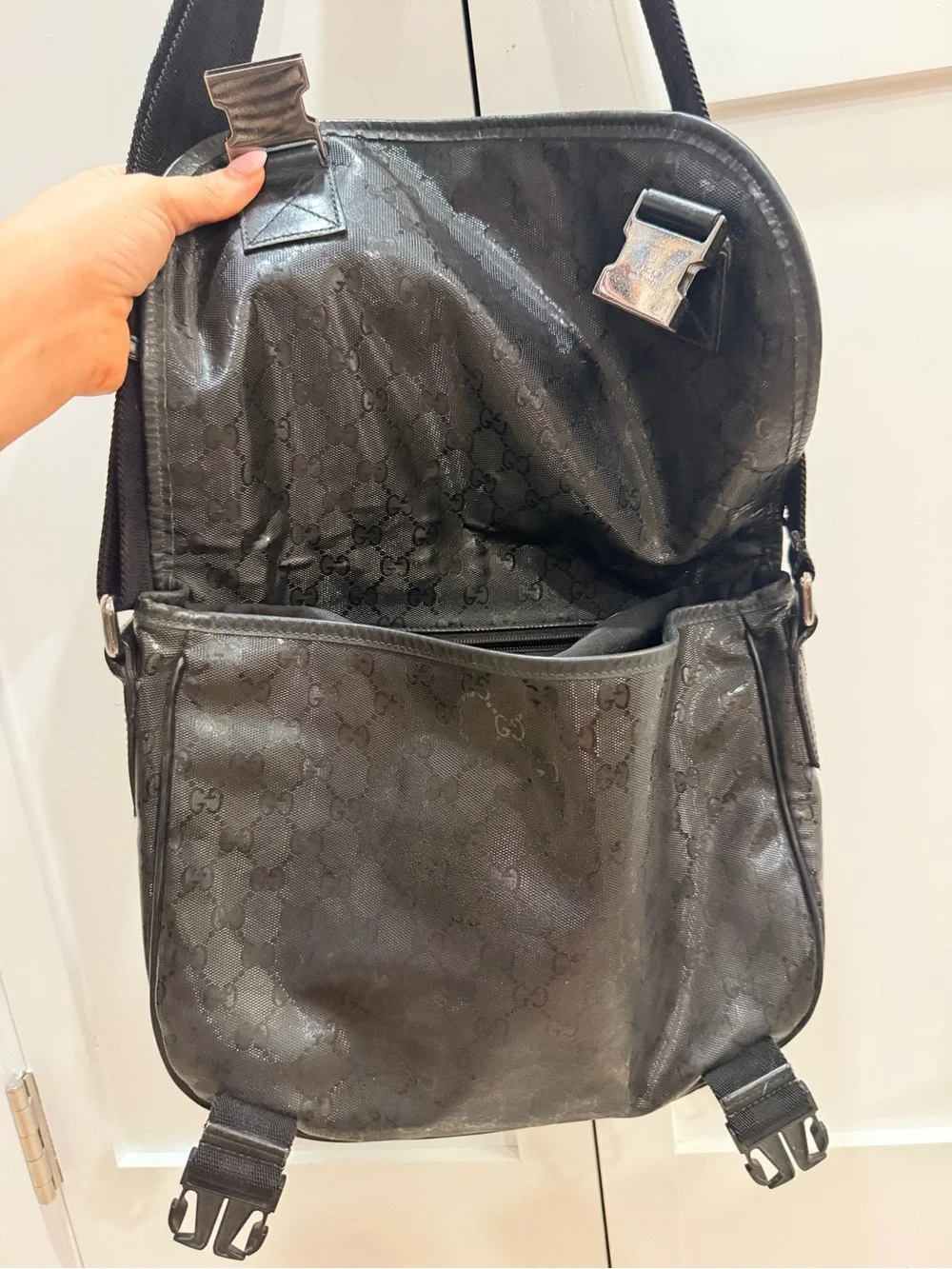 Gucci GG Imprimé Black Messenger Crossbody Bag 201732 + COA